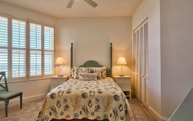 photo 4 of Immaculate Gulf-front Penthouse W/ Beach Access 3 Bedroom Condo
