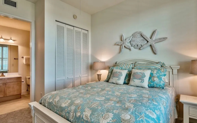 photo 5 of Immaculate Gulf-front Penthouse W/ Beach Access 3 Bedroom Condo
