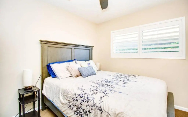 photo 2 of Immaculate Home Near Old Town Scottsdale and Asu!