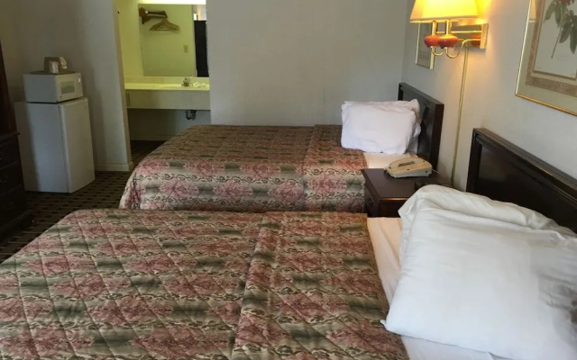 photo 5 of Imperial Lodge