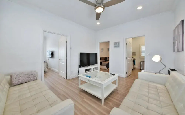 photo 4 of A5 Incredible Contemporary Beach Home With View and AC