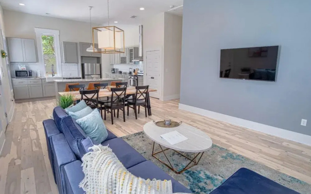 photo 3 of Incredible New 3br/2ba Near Downtown