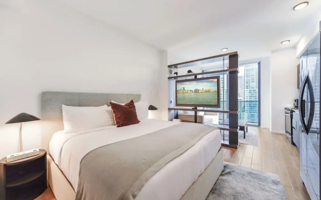 photo 4 of Incredible top floor studio with view