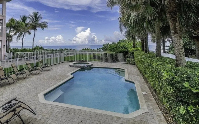 photo 2 of Indian Rocks Beach - 5 BR Private Pool Home Gulf Front - BTR 48466
