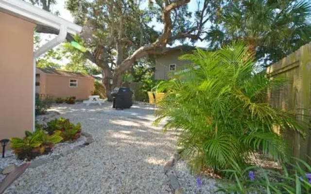 photo 3 of Indian Rocks Beach Suites