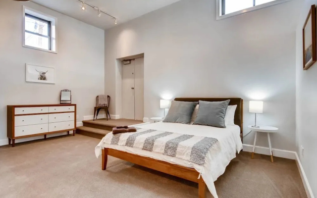 photo 2 of Industrial Design Flat Historic Loft Heart of Lohi