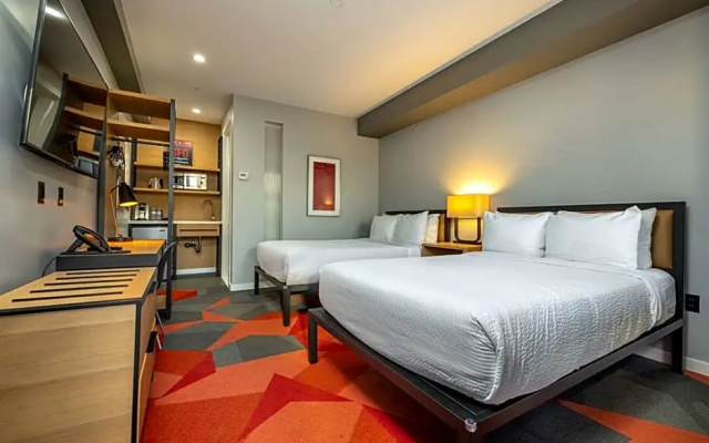 photo 2 of Infinity Hotel San Francisco, Tapestry Collection by Hilton