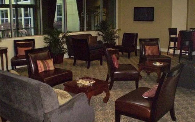 photo 2 of Holiday Inn-Albany Mall
