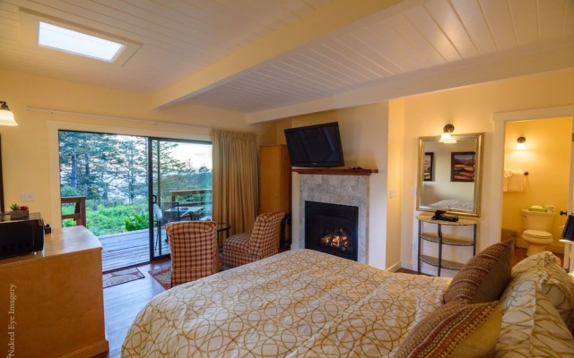 photo 2 of Inn at Buckhorn Cove