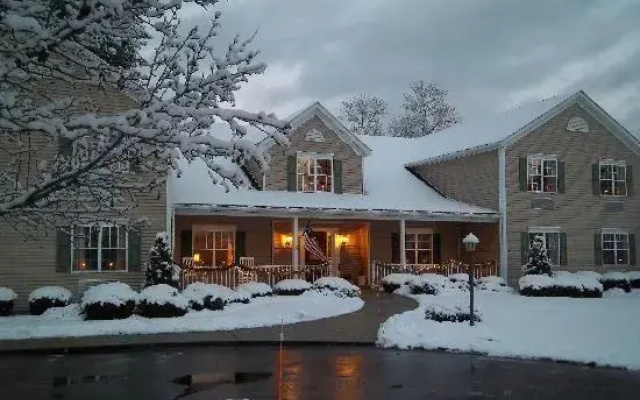 photo 4 of The Inn At Houghton Creek