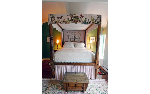 photo 5 of Inn at Monticello