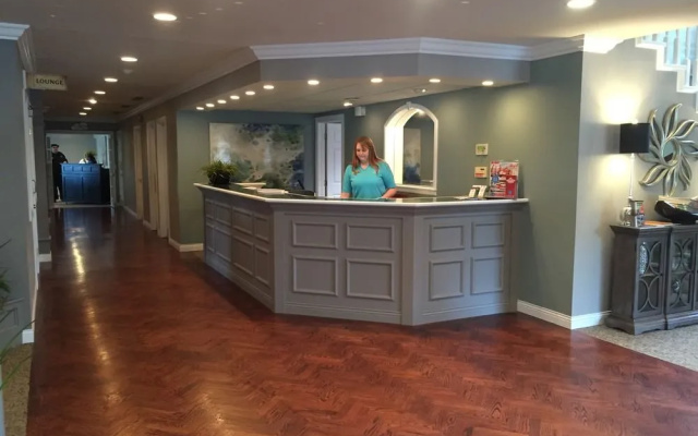 photo 2 of The Inn at Okoboji Resort