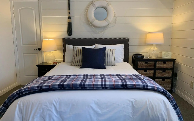photo 3 of Inn at Playa del Rey