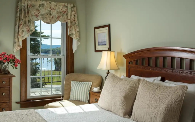 photo 3 of Inn at Pleasant Lake