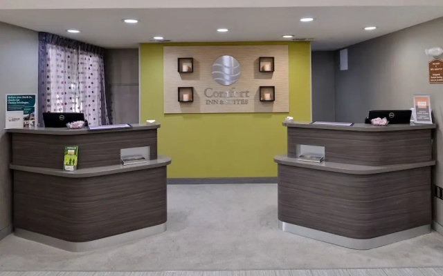 photo 2 of Comfort Inn & Suites Frisco - Plano