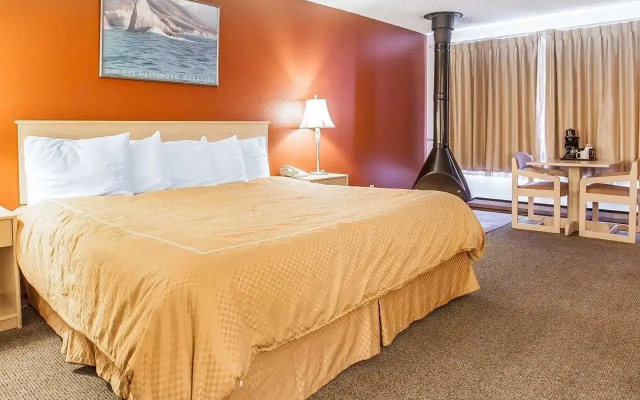 photo 3 of Inn at the Sea