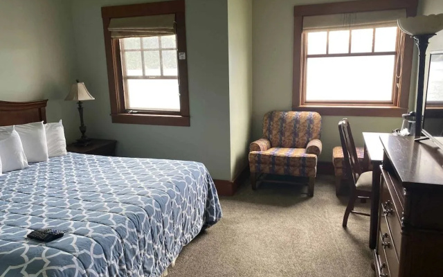 photo 4 of The Inn at Whittier