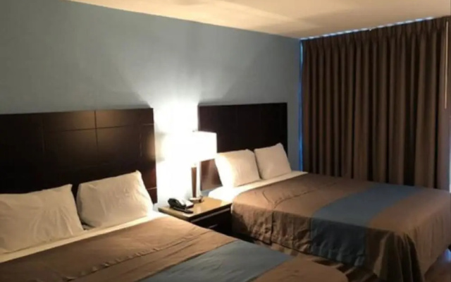 photo 2 of Inn Of Long Beach