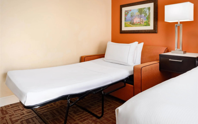 photo 4 of Inn of Naples, Tapestry Collection by Hilton
