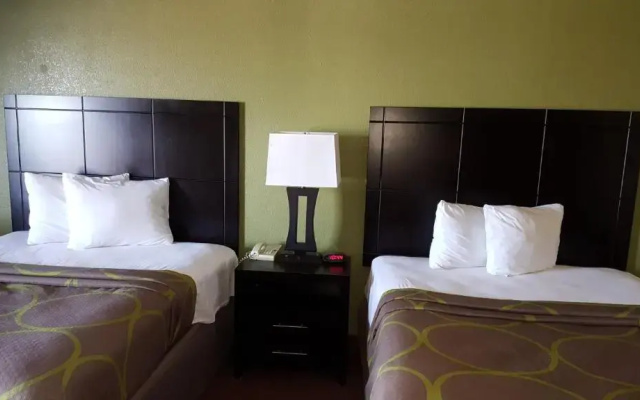 photo 5 of Inn of Rockwall
