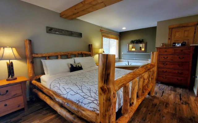 photo 2 of Inn on Fall River & Fall River Cabins