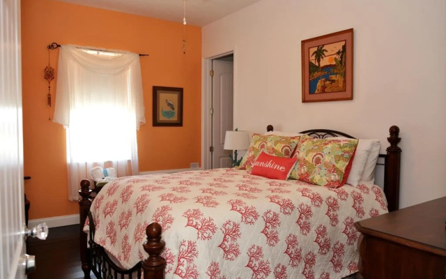 photo 2 of Inn On the Avenue