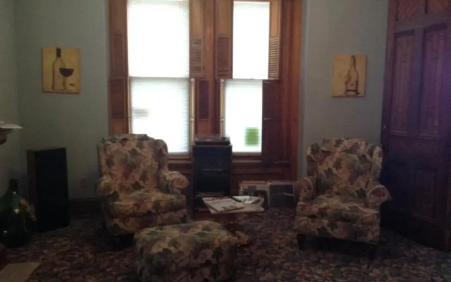 photo 4 of Inn Port Lodging