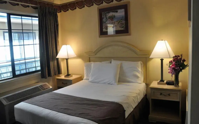 photo 4 of San Francisco Inn