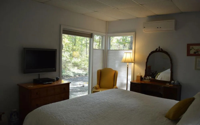 photo 5 of Inn the Woods Bed and Breakfast