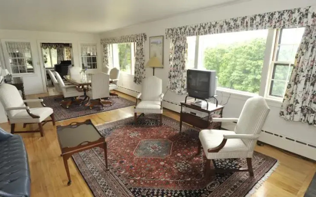photo 2 of Innkeepers Cottage