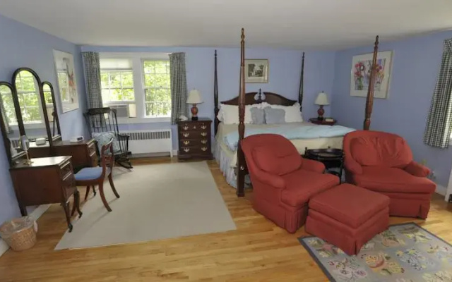 photo 4 of Innkeepers Cottage