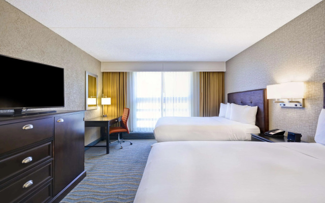 photo 5 of DoubleTree by Hilton Phoenix North