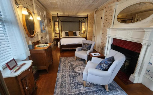 photo 4 of Blackberry Inn