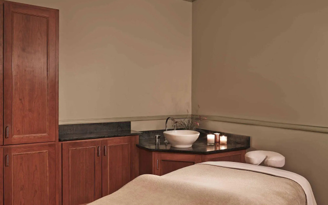photo 2 of Inns at the Equinox