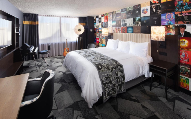 photo 5 of Saint Kate - The Arts Hotel