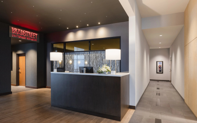 photo 2 of InterContinental Minneapolis - St. Paul Airport by IHG