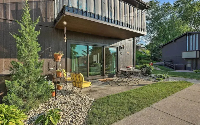 photo 4 of Interlaken Villa w/ Patio, Steps to Ridge Resort!