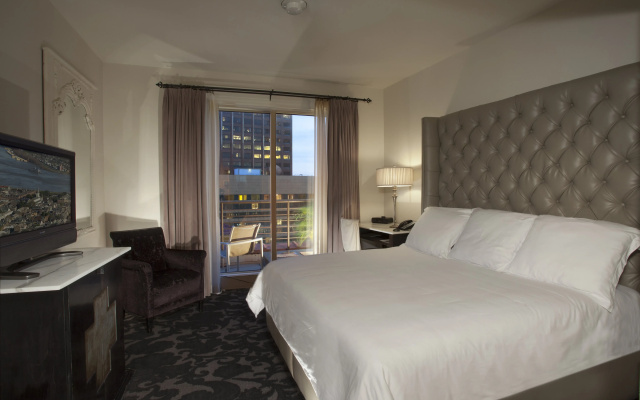 photo 4 of International House Hotel