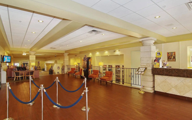 photo 2 of Wyndham I-Drive Avanti Resort & Conference Center