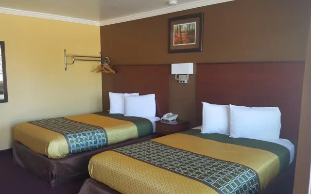 photo 4 of Interstate 8 Motel