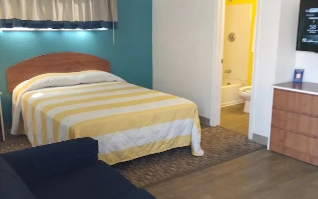 photo 4 of InTown Suites Extended Stay San Antonio Airport