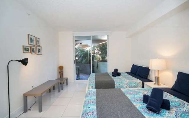 photo 3 of Intracoastal Sunny Isles by SunPearl