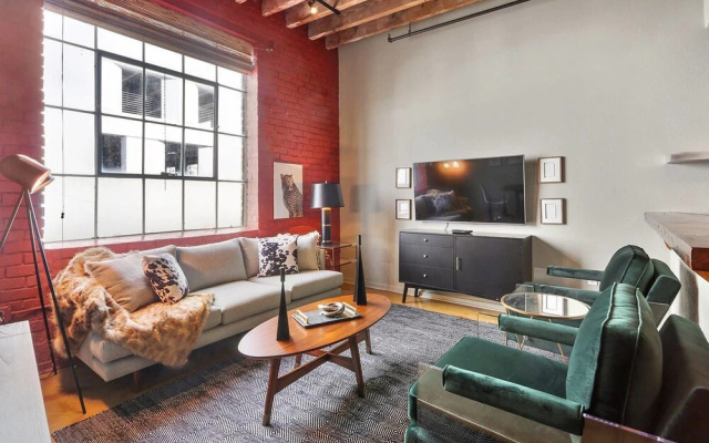 photo 4 of Inventive 2br/2.5 BA Industrial Apt by Domio