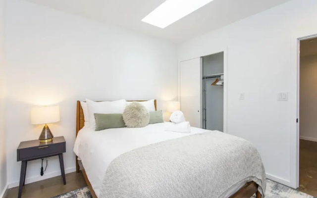 photo 3 of Inventors Loft 3 - Relax/play/explore- Center City
