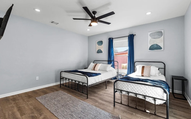 photo 4 of Inviting 4br/2.5ba Downtown Home With Ample Space!