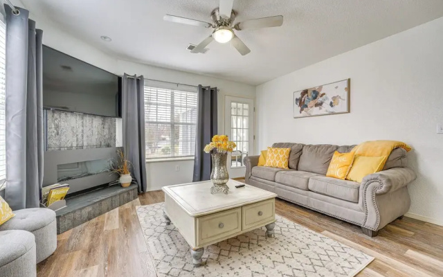 photo 2 of Inviting Condo w/ Pool Access, Near Branson Strip!