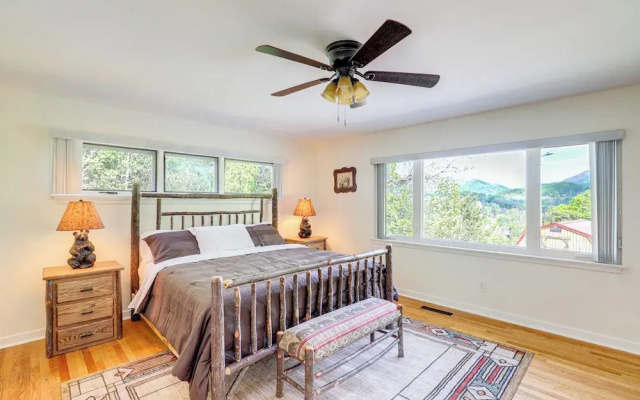 photo 5 of Inviting Waynesville Home Near Main St Shops