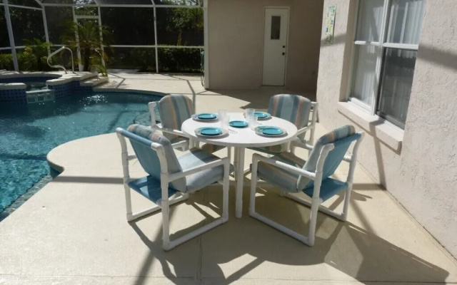 photo 2 of Ir700or 3 Bedroom Villa by Redawning