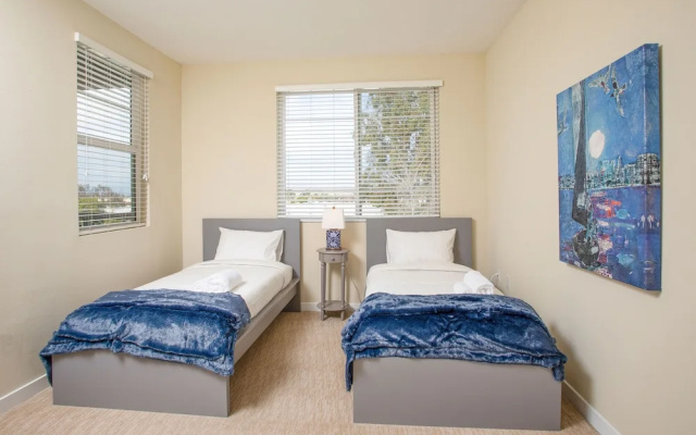 photo 5 of Irvine Deluxe Design Suites by A