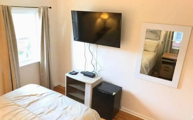 photo 4 of iServices Private Room near NYC-EWR